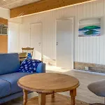 Holiday home In With Harbor View *