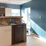 Holiday home In With Harbor View Fjortoft
