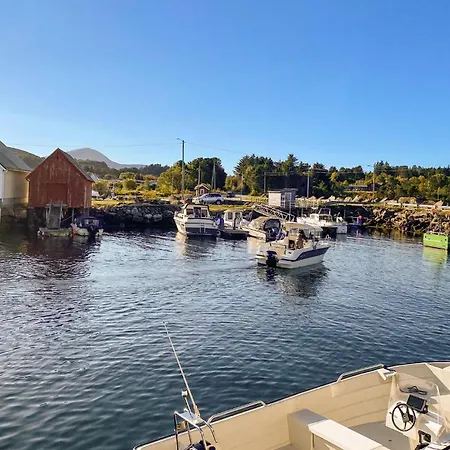 In With Harbor View Tatil Evi Fjortoft